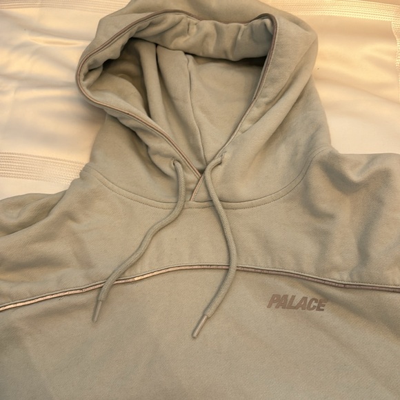 Palace hoodie - Picture 2 of 5